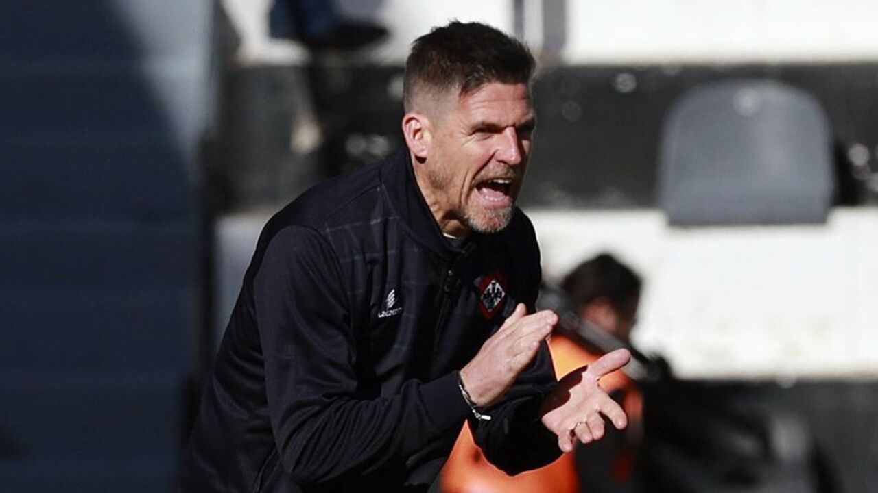 Jorge Pinto, treinador da Oliveirense, analisou a primeira volta do campeonato