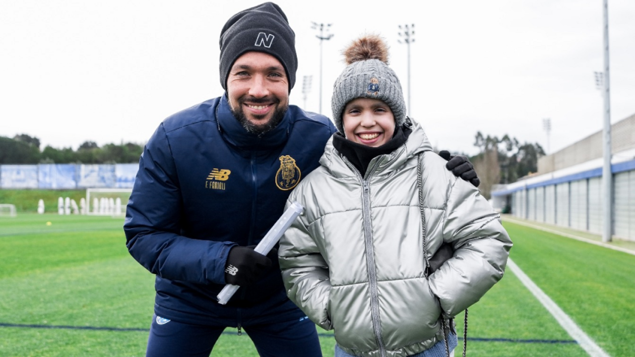 Treino do FC Porto teve uma convidada especial de Farioli