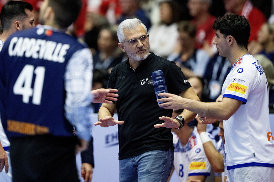 Paulo Pereira analisa triunfo contra a Dinamarca no Europeu de andebol