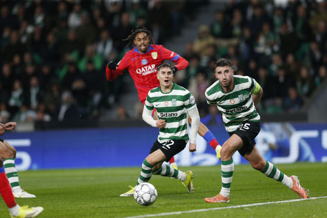 Gonçalo Inácio no triunfo diante do PSG