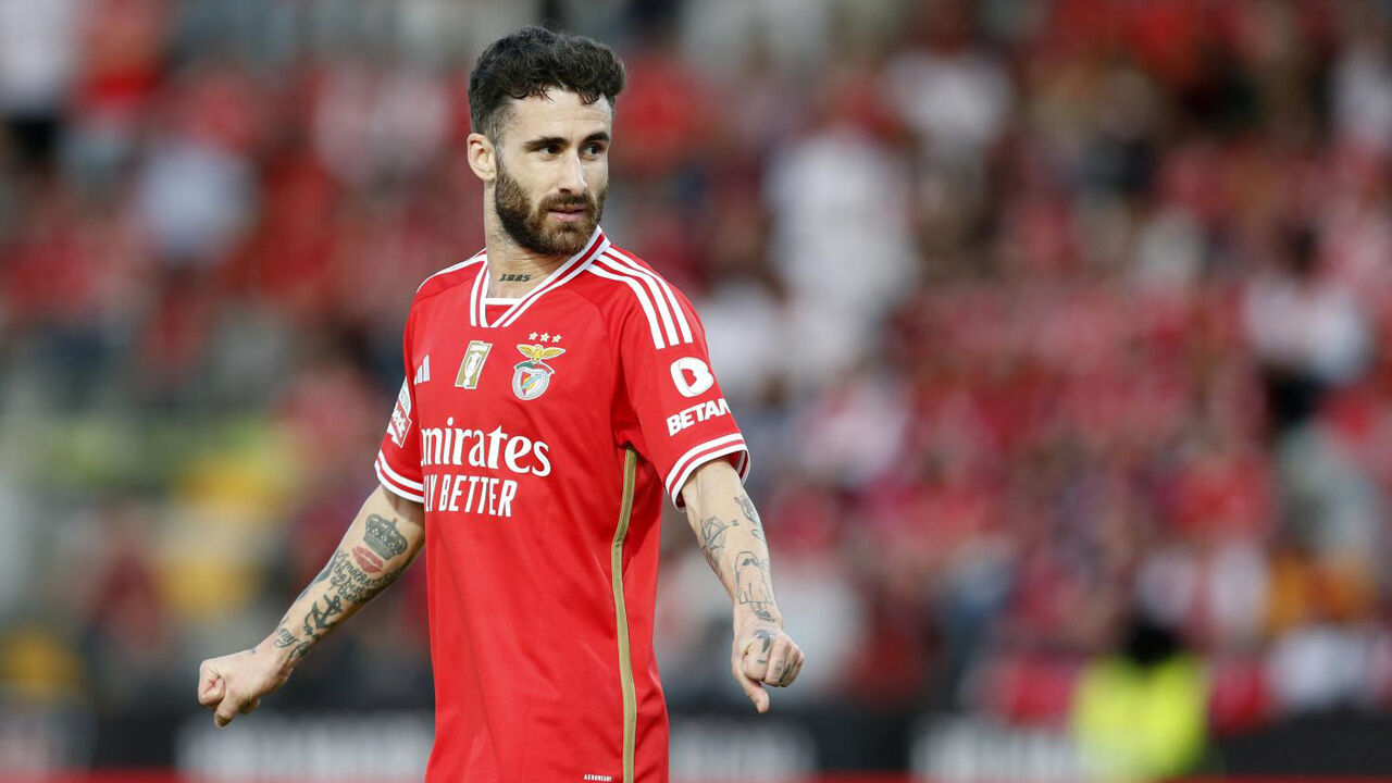 Rafa Silva já está em Lisboa para assinar pelo Benfica