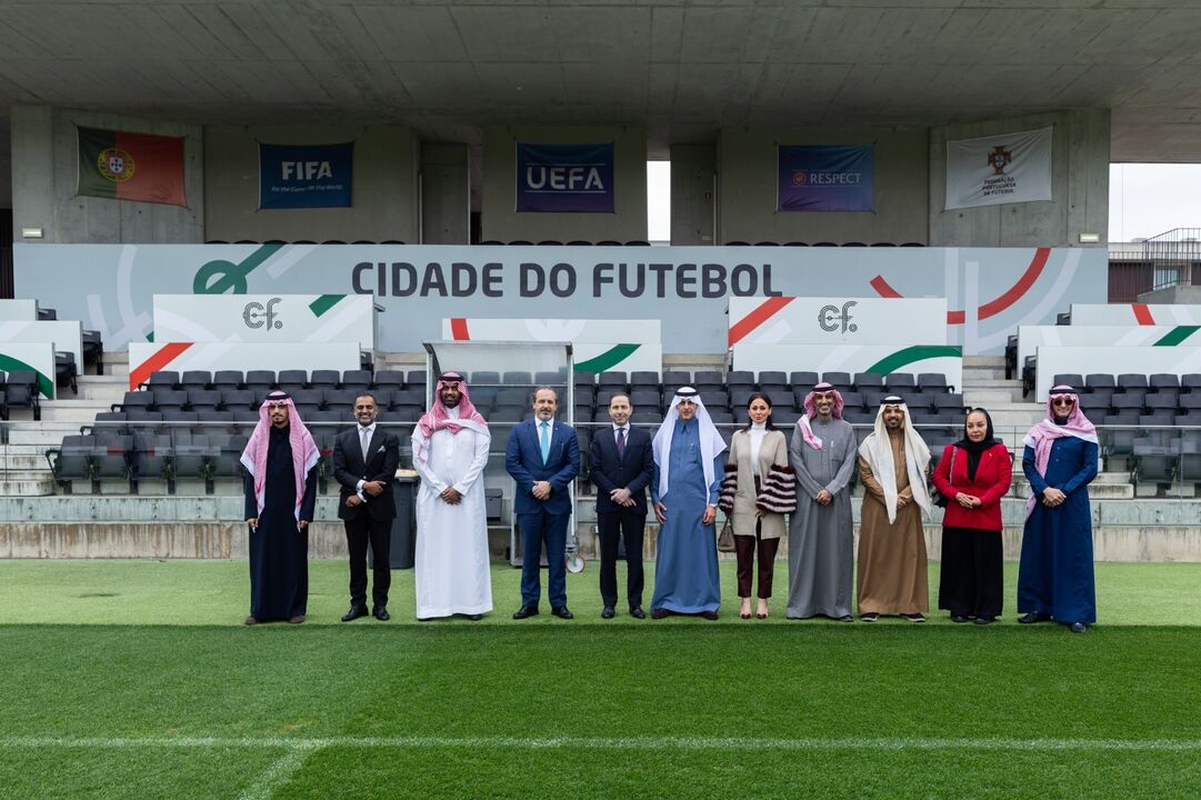 Delegação da Arábia Saudita visita a Cidade do Futebol