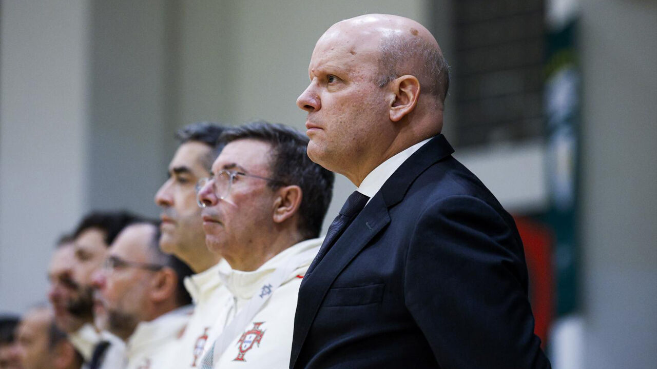 Seleção Nacional, orientada por Jorge Braz, dá hoje o pontapé de saída no Europeu de futsal