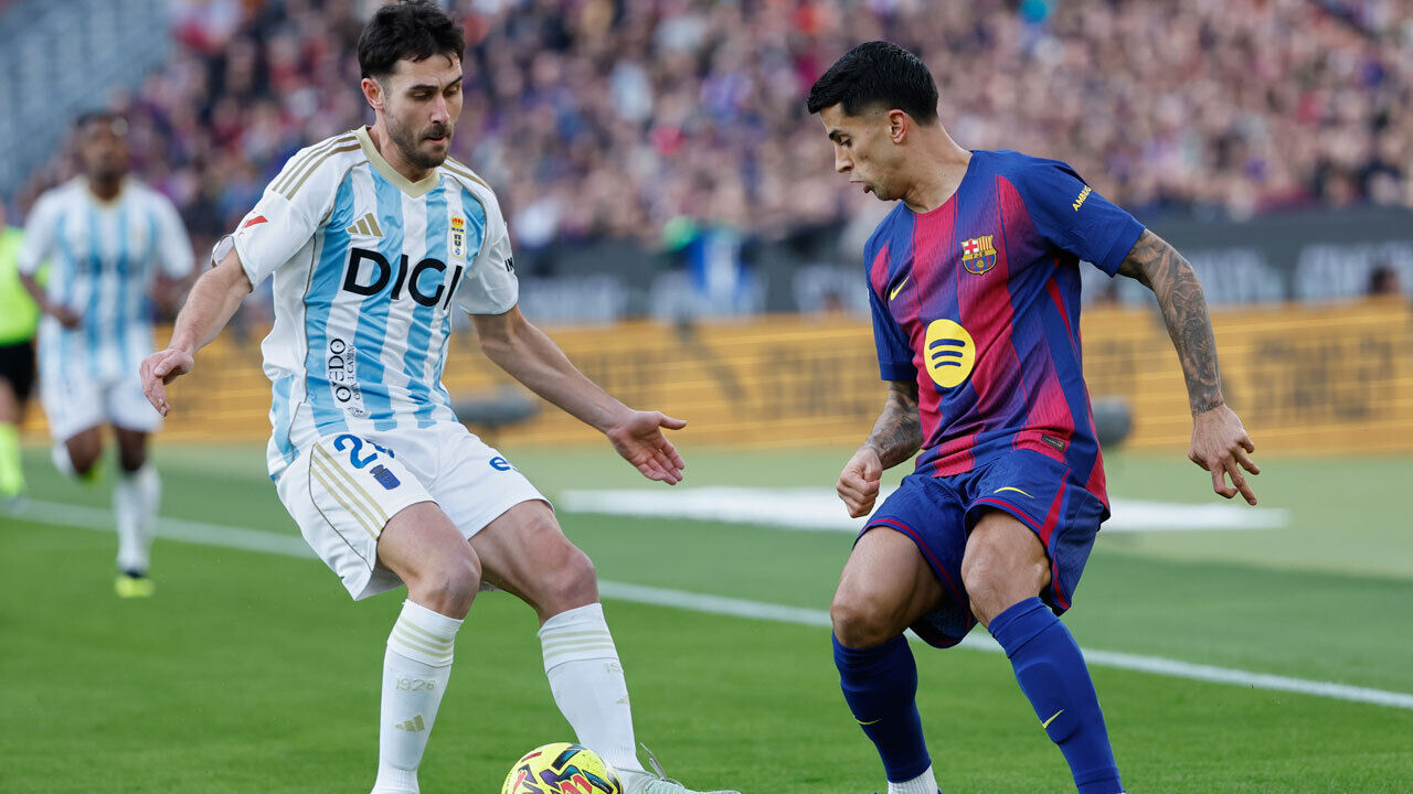 Lucas Ahijado (Real Oviedo) e João Cancelo (Barcelona)