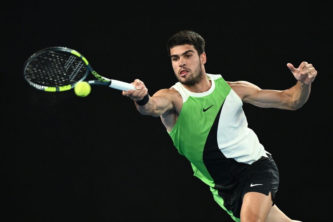 Carlos Alcaraz na vitória frente a Alex de Minaur