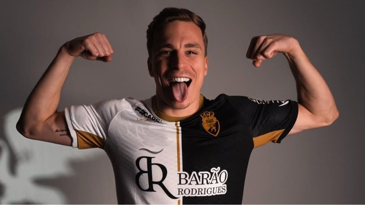 Alex Pinto reforça o Farense após rescisão com o Arouca