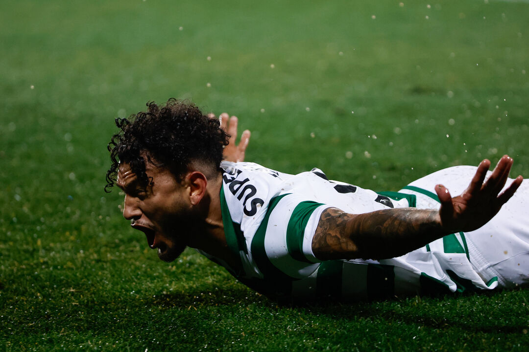 Luis Suárez no triunfo do Sporting com o Arouca