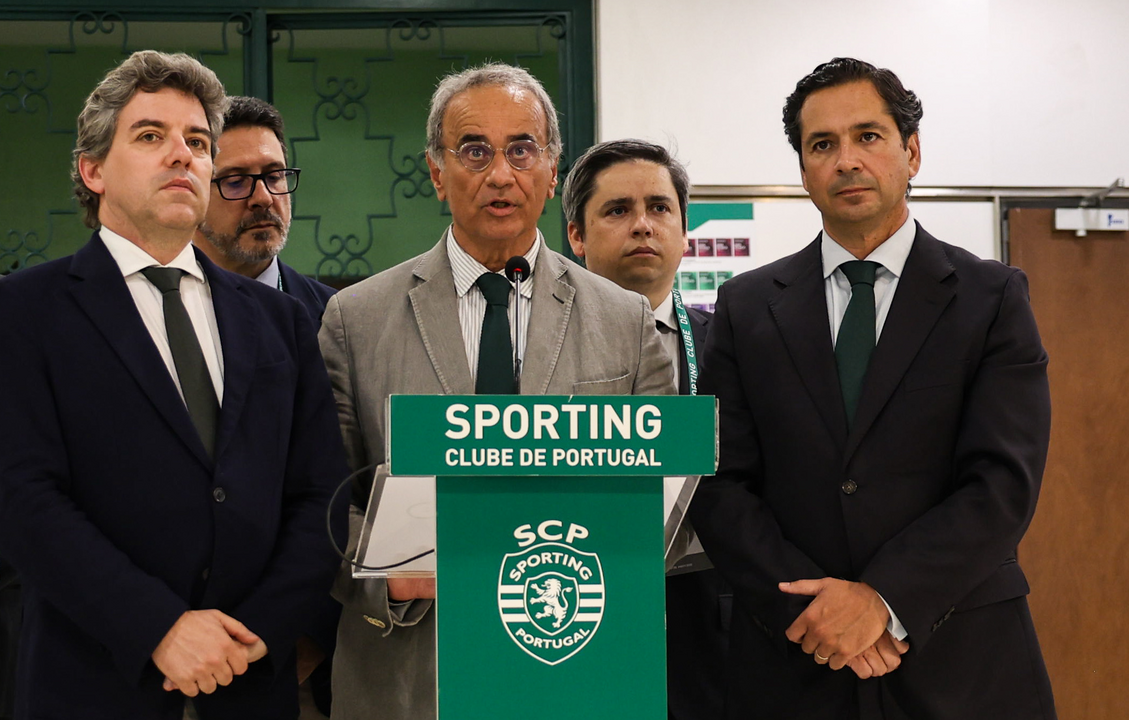 Pedro Almeida Cabral, à direita de João Palma, faz parte da Mesa da Assembleia desde 2018