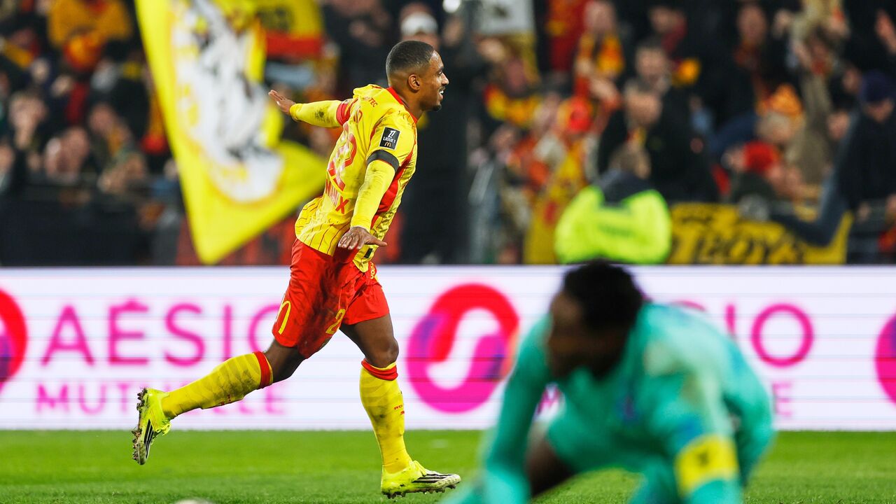Lens vence Le Havre e assume liderança provisória na Ligue 1