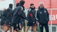 José Mourinho no treino do Benfica