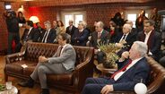 Carlos Moedas, Rui Costa e José Augusto durante a inauguração do Benfica Hotel