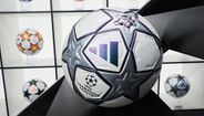A nova bola que celebra 25 anos de parceria entre a adidas e a UEFA