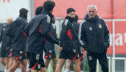 José Mourinho no treino do Benfica
