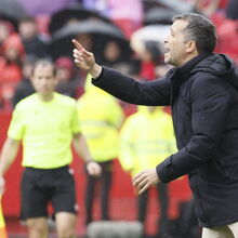 <![CDATA[ Luís Castro soma novo triunfo e ainda acredita da permanência ]]>