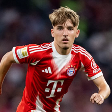 <![CDATA[ Lennart Karl desfalca Bayern devido a lesão ]]>