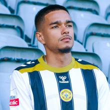 <![CDATA[ Lenny Vallier vai fazer exame ]]>