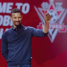 <![CDATA[ Nani entrou no empate do Aktobe na liga cazaque ]]>