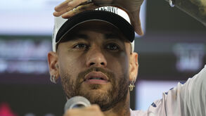 Neymar prestes a renovar com o Santos