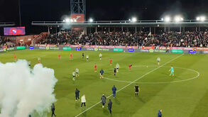 Contestação ao árbitro e sururu no relvado: os instantes que seguiram ao apito final em Barcelos