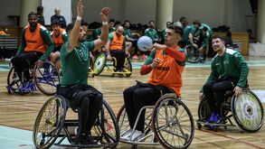 Pela inclusão: seleção de andebol fez jogo em cadeira de rodas com os campeões europeus