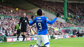  Youssef Chermiti a festejar frente ao Celtic