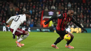 Jogo entre Bournemouth e Arsenal na Premier League