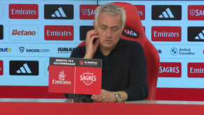 'Fragilidade', 'leviandade' ou 'pouca responsabilidade': Mourinho muito crítico por causa do golo do Estoril