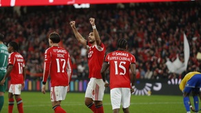 Pavlidis festeja hat trick frente ao Estoril após assistência do estreante Lopes Cabral