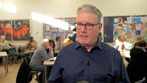 «Essa era e continua a ser a nossa posição»: primeiro-ministro britânico apela a transição pacífica na Venezuela