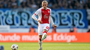 Tom Moustier, jogador do Rot-Weiss Essen, é alvo do E. Amadora