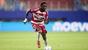 Sporting mais próximo de fechar Faye