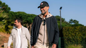 Jürgen Klopp visitou estágio do Leipzig no Algarve