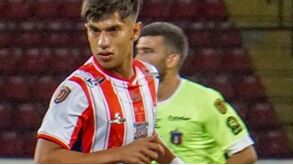 O avançado venezuelano Eliás Ajam