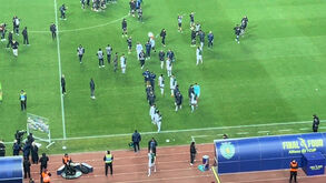 Euforia de um lado, desilusão e vaias do outro: os minutos que se seguiram ao apito final no Sporting-V. Guimarães