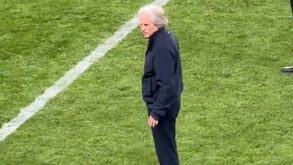 O olhar 'mortífero' de Jorge Jesus para jogador do Al Nassr que recusou aplaudir os adeptos