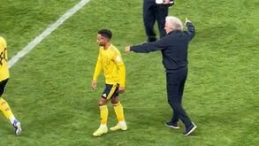 O olhar 'mortífero' de Jorge Jesus para jogador do Al Nassr que recusou aplaudir os adeptos