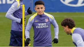 Thiago Almada interessa ao Palmeiras