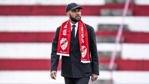 Dani Alves não perdoa e tira João Nivea do comando do S. João de Ver 