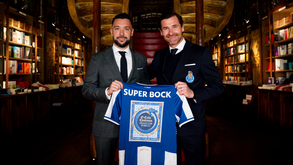 Francesco Farioli e André Villas-Boas após a renovação do treinador do FC Porto