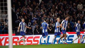 FC Porto lidera contra o Benfica nos quartos de final da Taça de Portugal.
