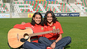 Um novo hino que motiva e emociona 