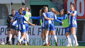 Jogadoras do FC Porto a celebrar