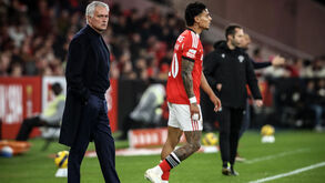 José Mourinho e Richard Ríos 