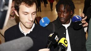 Faye realiza exames médicos antes de reforçar o Sporting