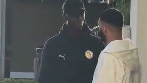 Ainda a CAN: jogador marroquino que tentou tirar a toalha a Mendy foi ao hotel do Senegal... pedir-lhe desculpa