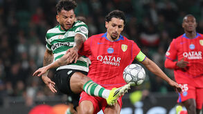 Marquinhos travou duelo intenso com Luis Suárez