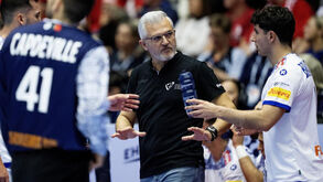 Paulo Jorge Pereira pede tranquilidade aos jogadores portugueses