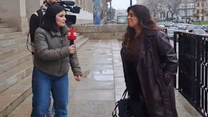 A chegada de Sandra Madureira a tribunal