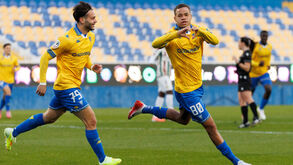 Léo Santos deixa Estoril e ruma ao Dinamo Tbilisi