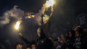 Adeptos utilizaram engenhos em Munique e UEFA tomou medidas